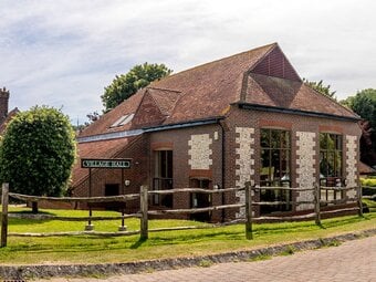 Antique & Collectors Fair