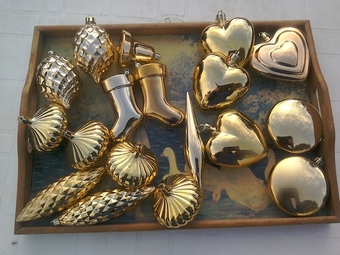 Christmas Tree Baubles, Gold coloured, X 18.