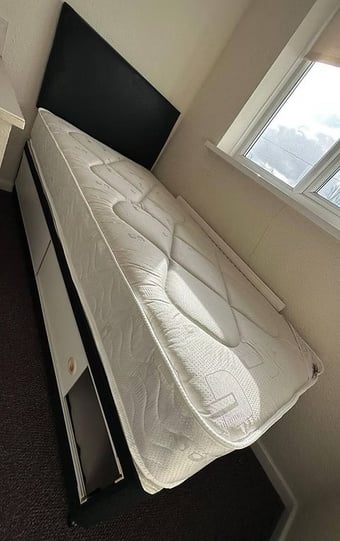 SINGLE PINEMASTER MATTRESS BLACK BASE WITH SLIDER & HB