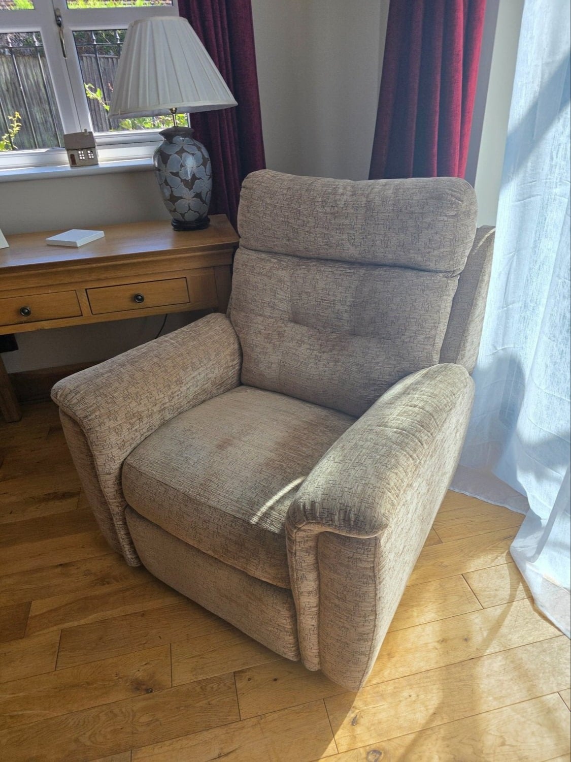 Comfortable Recliner Armchair - Furniture in Littlehampton