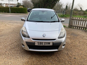 Renault Clio 1149cc Hatchback 68,000 miles. Serviced & reliable