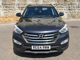 2015 Hyundai Santa Fe Premium - 7 Seats - Automatic - FSH - Long 