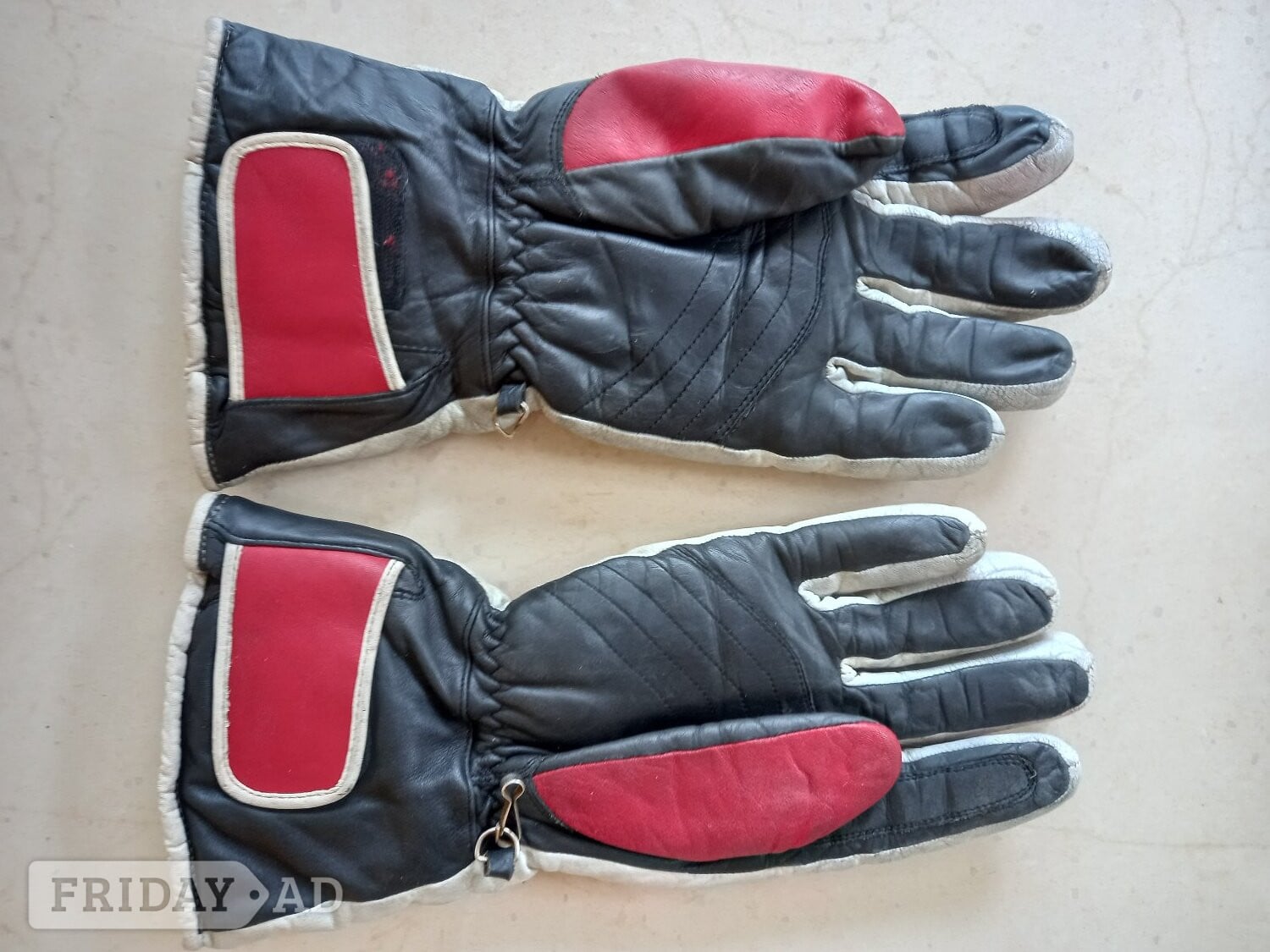 WEISE WINTER MOTOR CYCLE GLOVES in Bristol