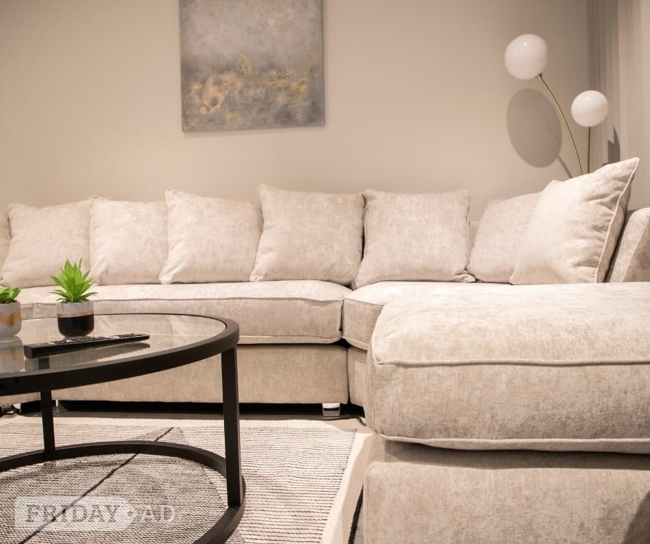 Wolverhampton 😊Comfy Cream Corner Sofa Cash On Delivery 🚚