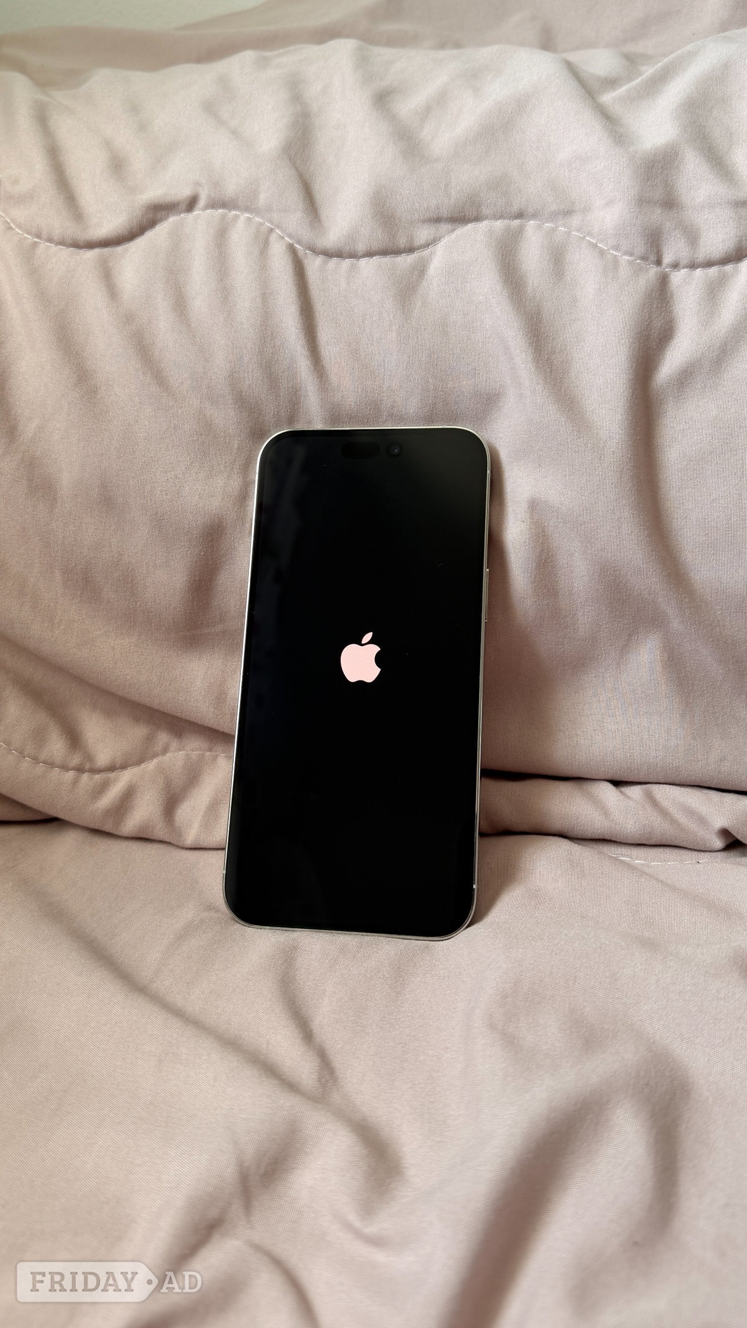 Apple iPhone 14 Pro Max 128GB Silver White Excellent Condition - Phones & Accessories in St. Leonards-On-Sea