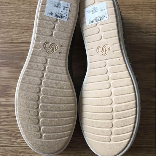 Horsham Ladies Clark’s shoes 6.5