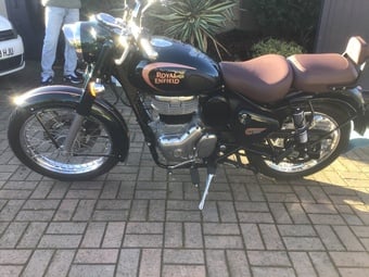 Royal Enfield 350 classic as new condition 