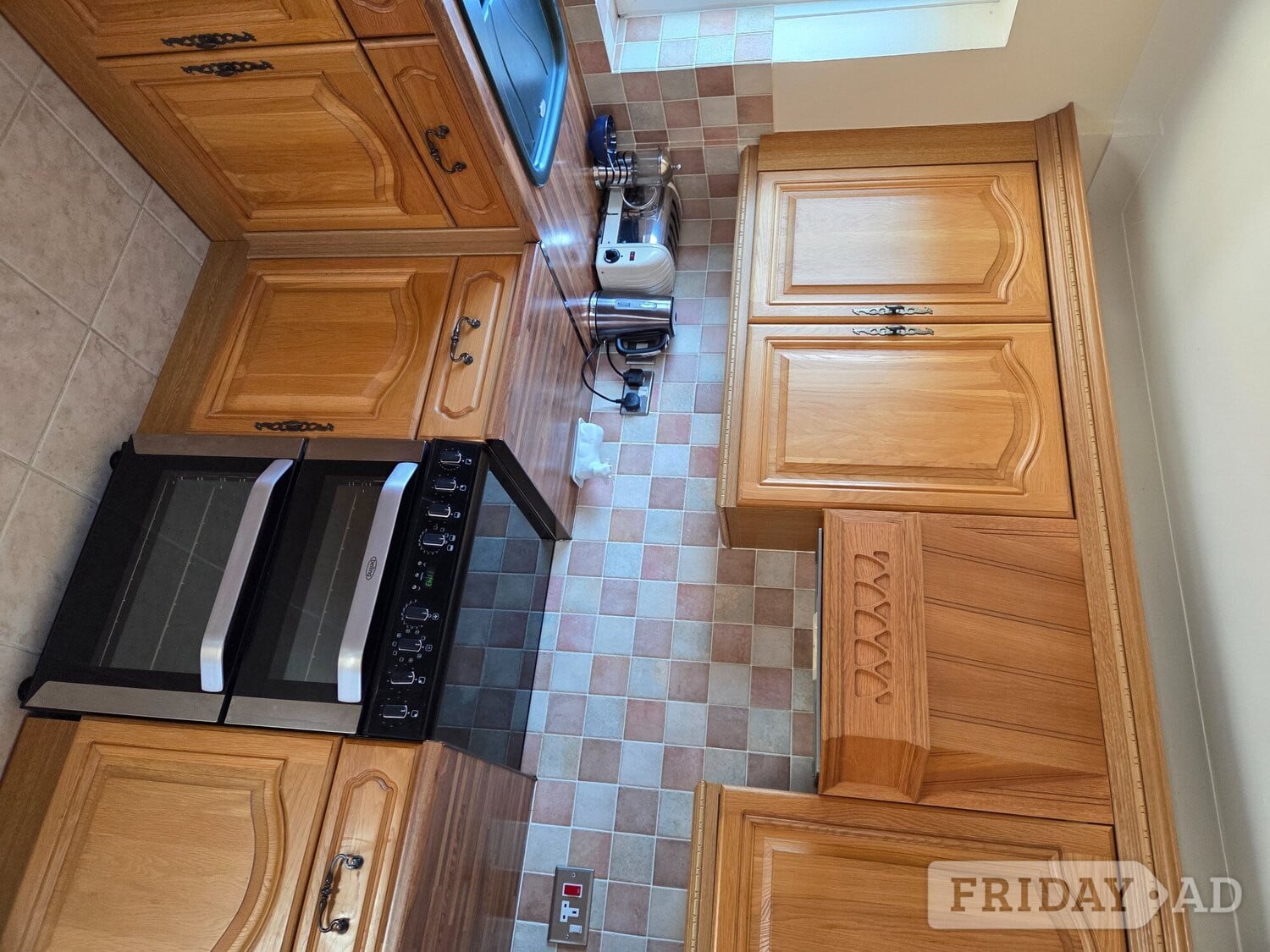 Brighton Full Kitchen, oak doors and cabinets