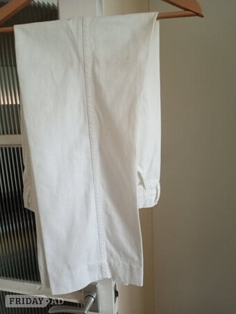 white jeans with white belt 