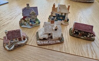 LILLIPUTT LANE HOUSES X5