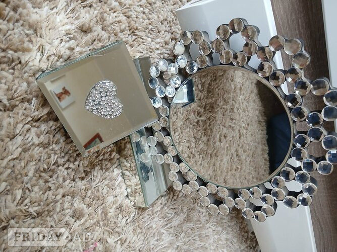 Small glass mirror and small glass heart mirrored box