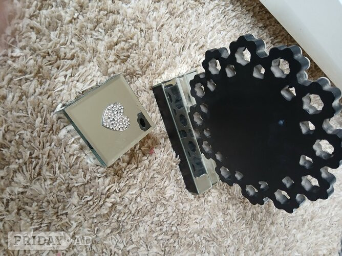 Tunbridge Wells Small glass mirror and small glass heart mirrored box
