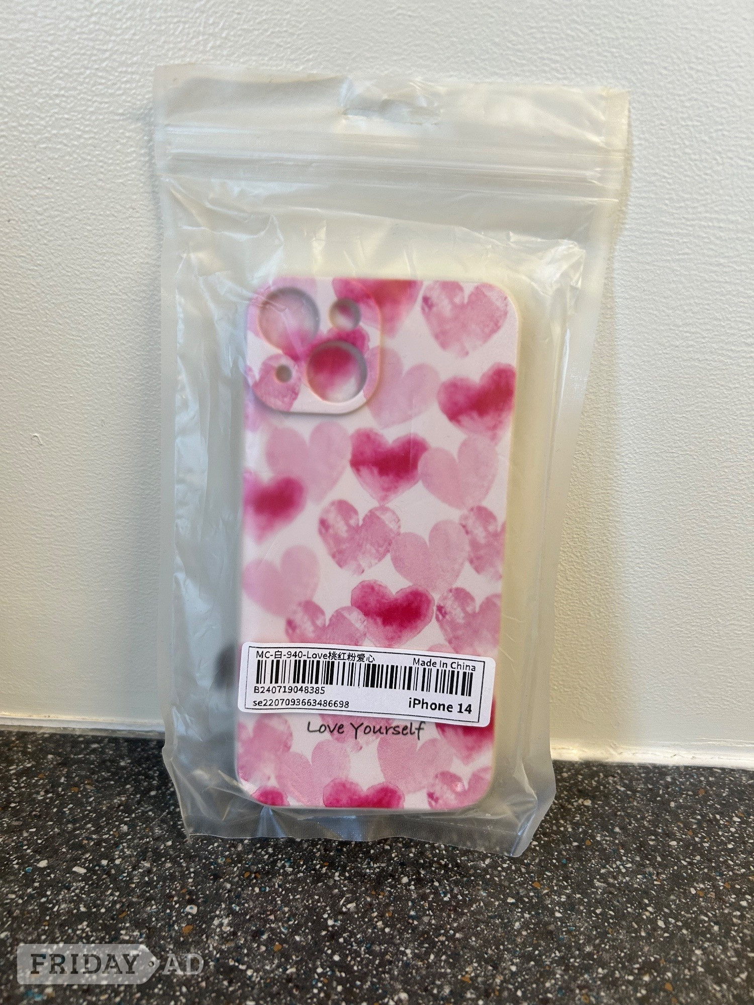 4 iPhone 14 phone cases - Phones & Accessories in Peterborough