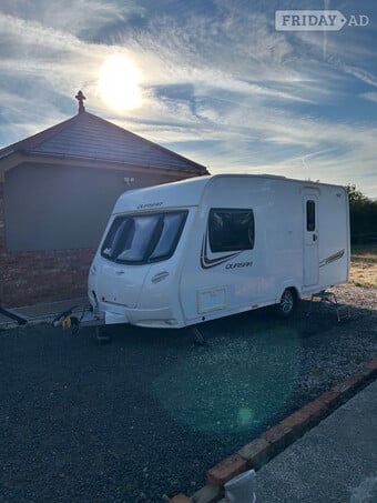 Lunar quasar 2013 2 berth with motor mover 