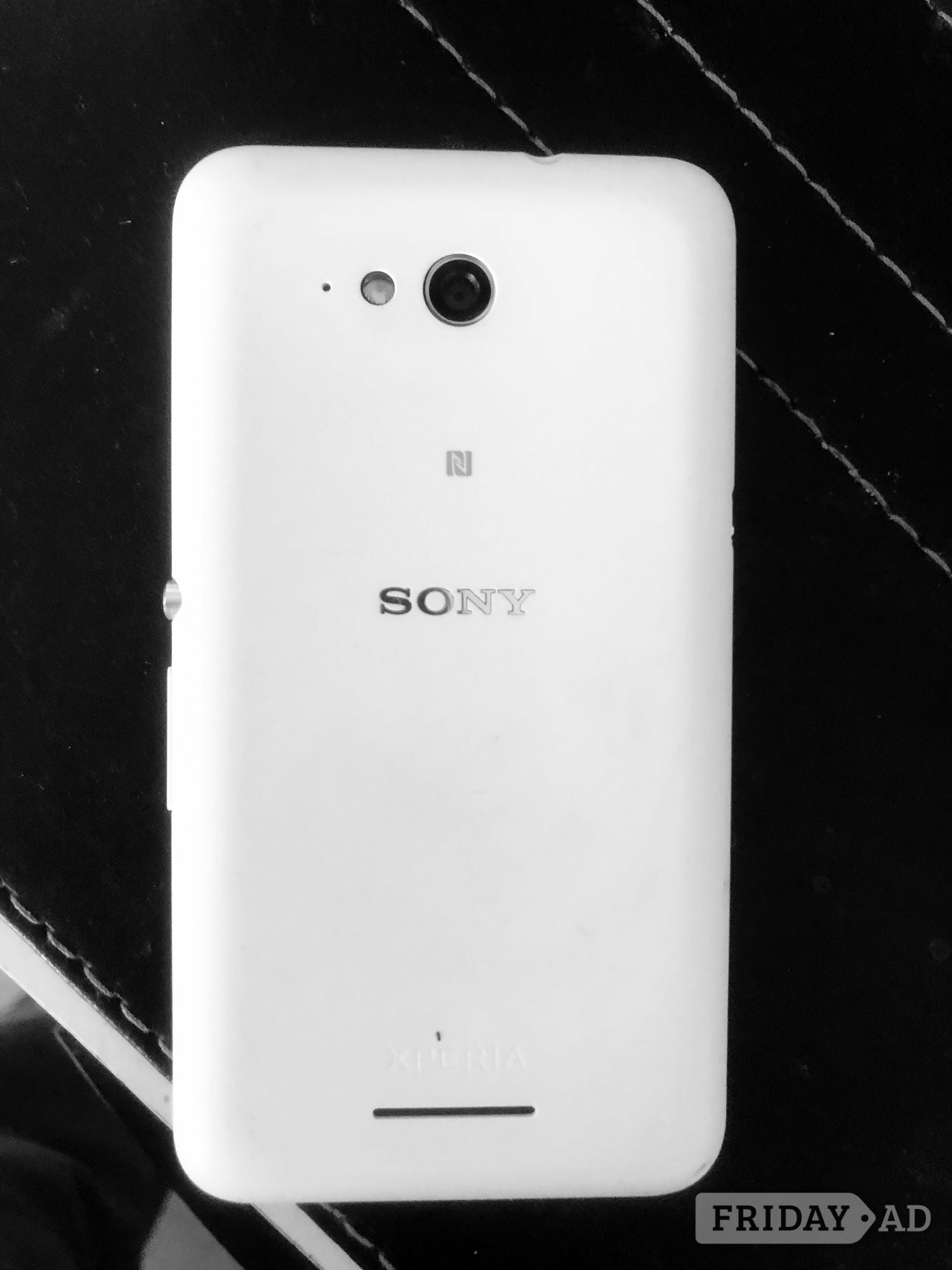 sony mobile phone  in Evesham
