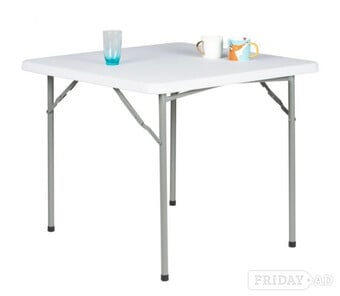 Hartley  3 foot square folding table
