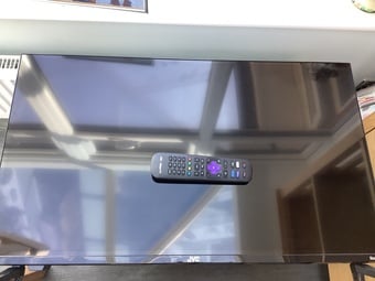 JVC32 inch Roku Smart TV