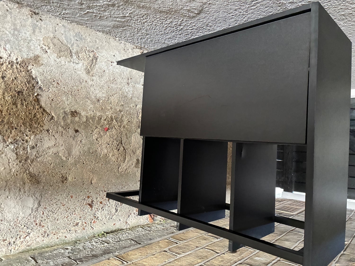 Folkestone Black unit for sale
