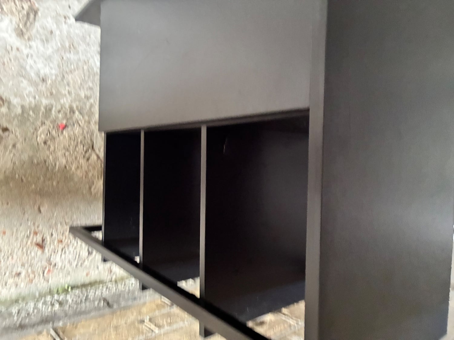 Black unit for sale - Furniture in Folkestone