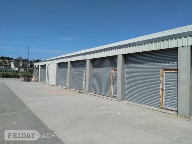 WORKSHOPS & STORAGE NEWHAVEN - Commercial Properties in Uckfield