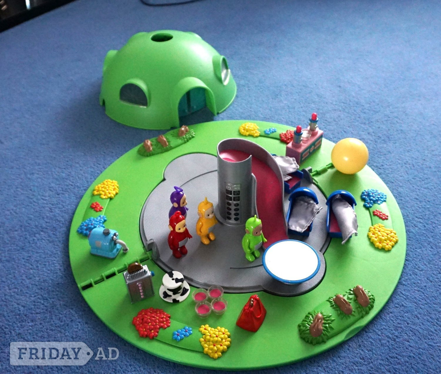 TELETUBBIES HOME HILL PLAYSET      - Baby & Kids in Sittingbourne
