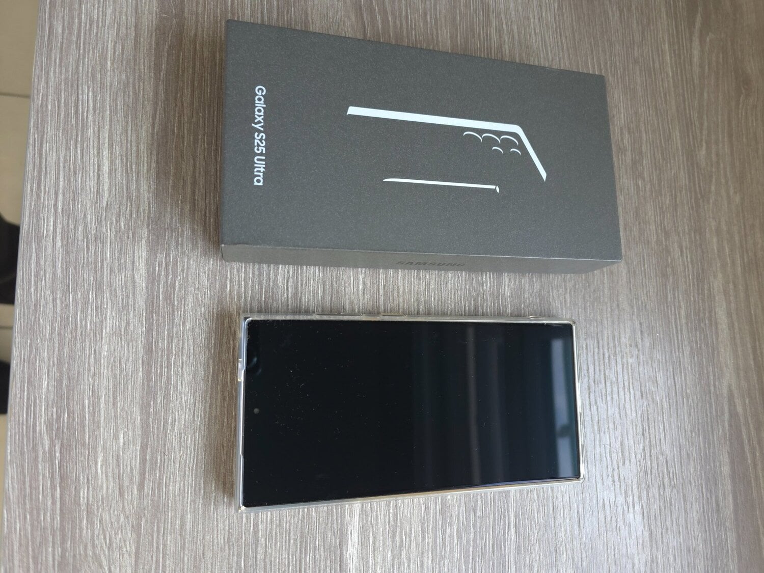 SAMSUNG GALAXY S25 ULTRA  UK VERSION  TITANIUM BLACK 256GB UNLOCK