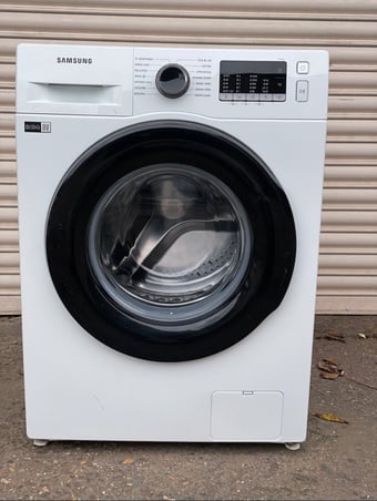 Samsung eco bubble 8kg washing machine 1400rpm 3 months warranty