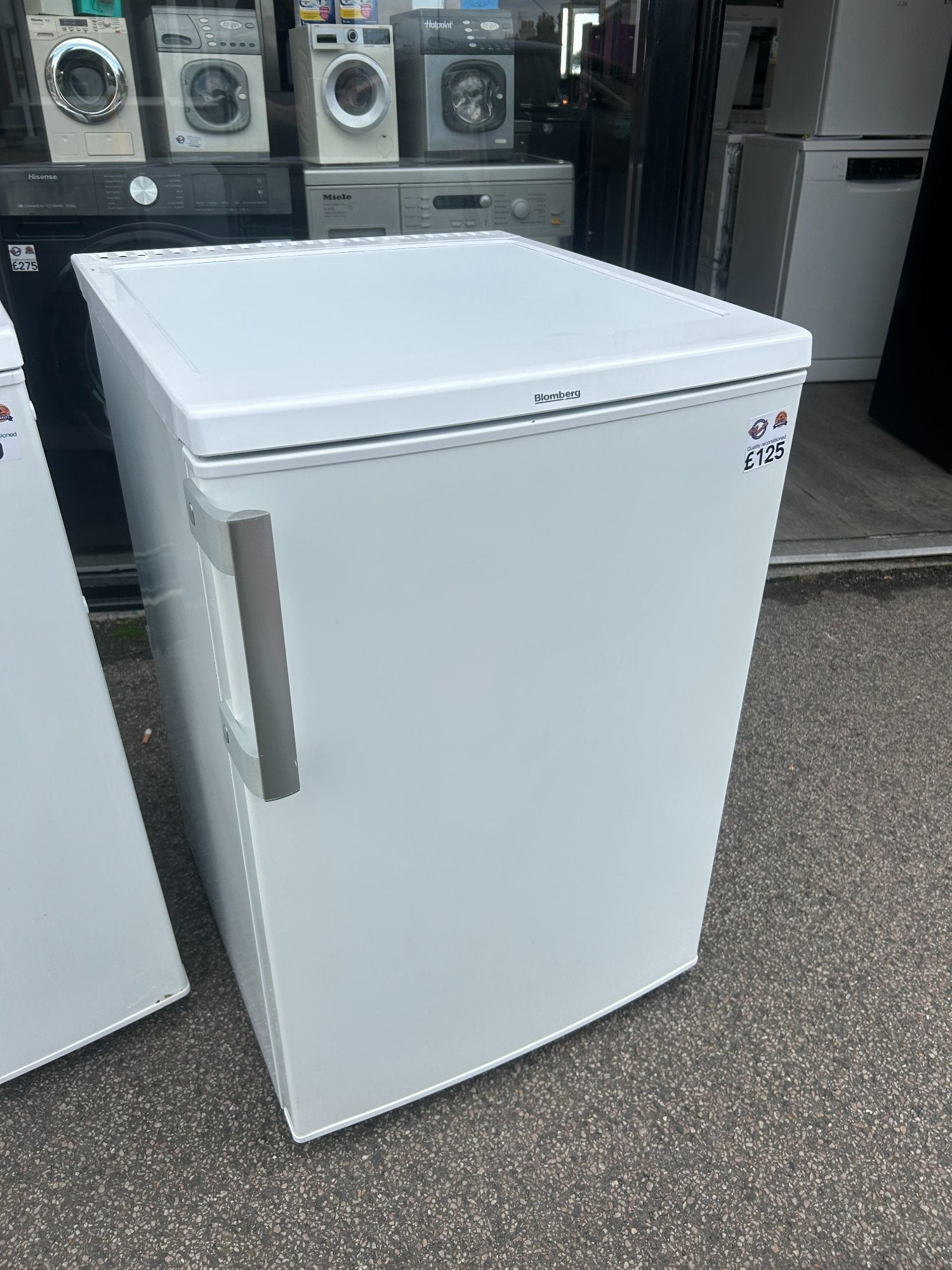 BLOMBERG UNDERCOUNTER FRIDGE in St. Leonards-On-Sea