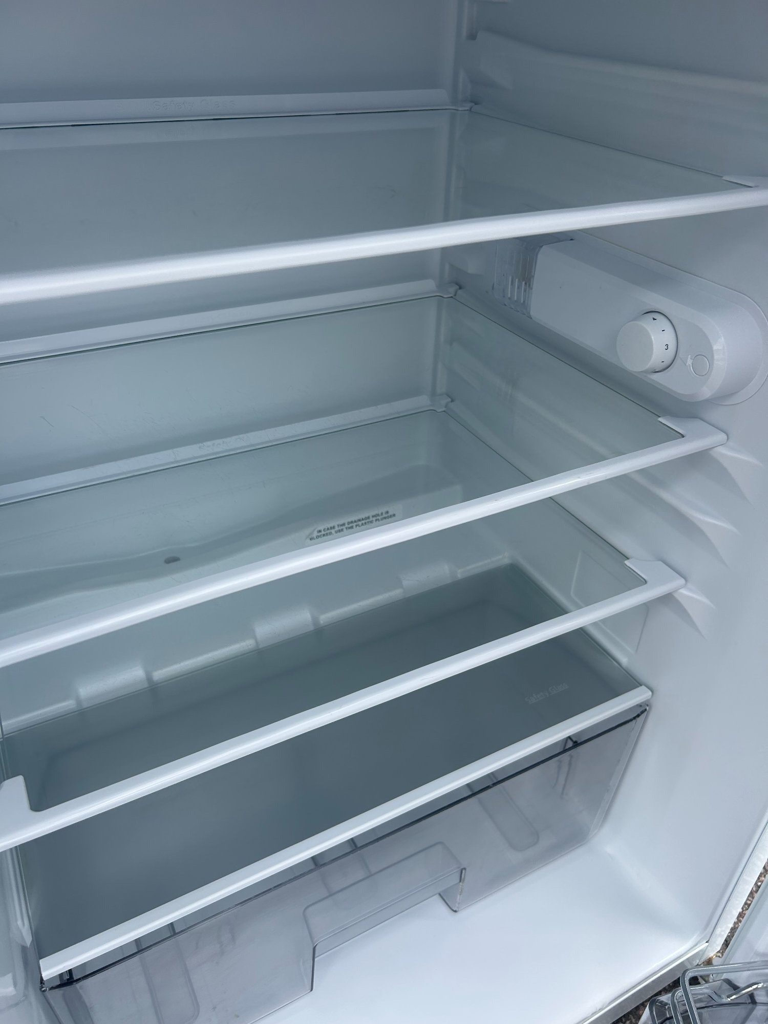 St. Leonards-On-Sea BLOMBERG UNDERCOUNTER FRIDGE