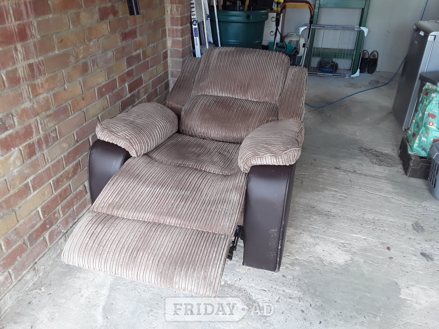Reclining chair Electric - Furniture in Bexhill-On-Sea