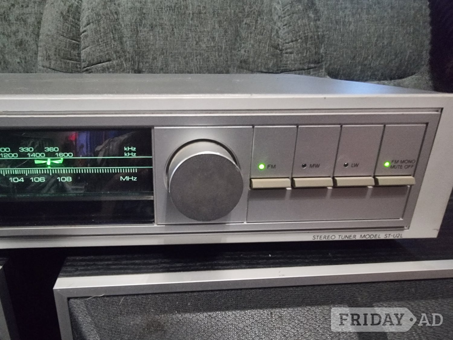 Brighton Vintage Retro Toshiba ST-U2L Stereo Tuner 1983