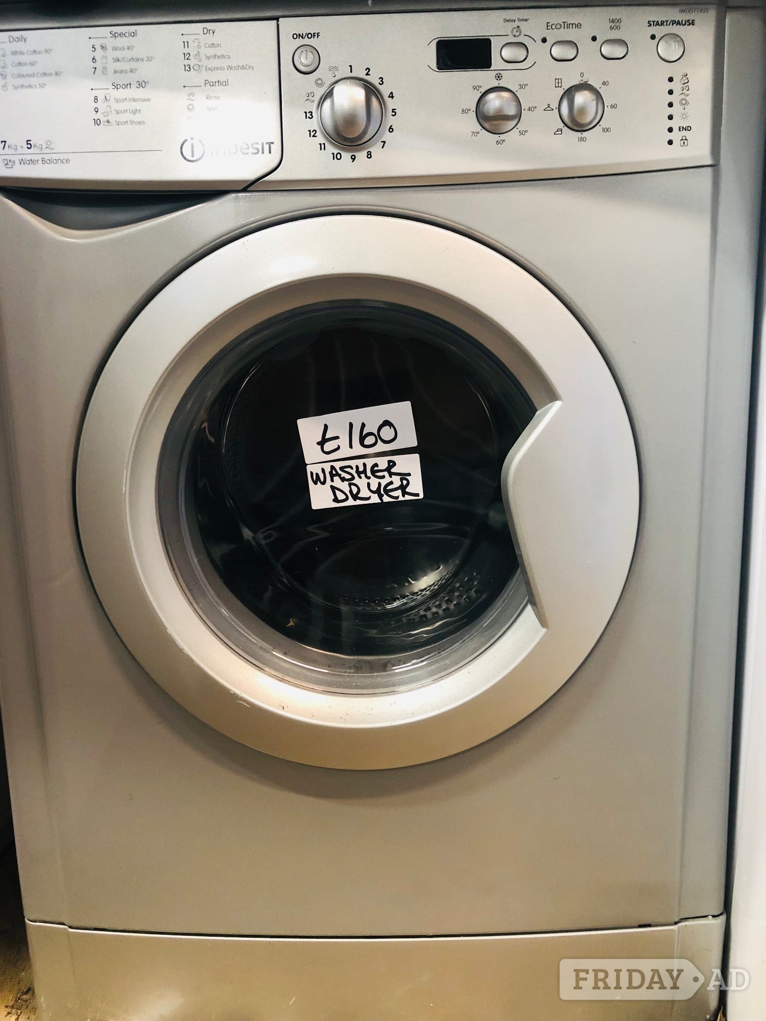 Indesit 7kg load wash & 5kg dry silver colour washer dryer in Wellingborough