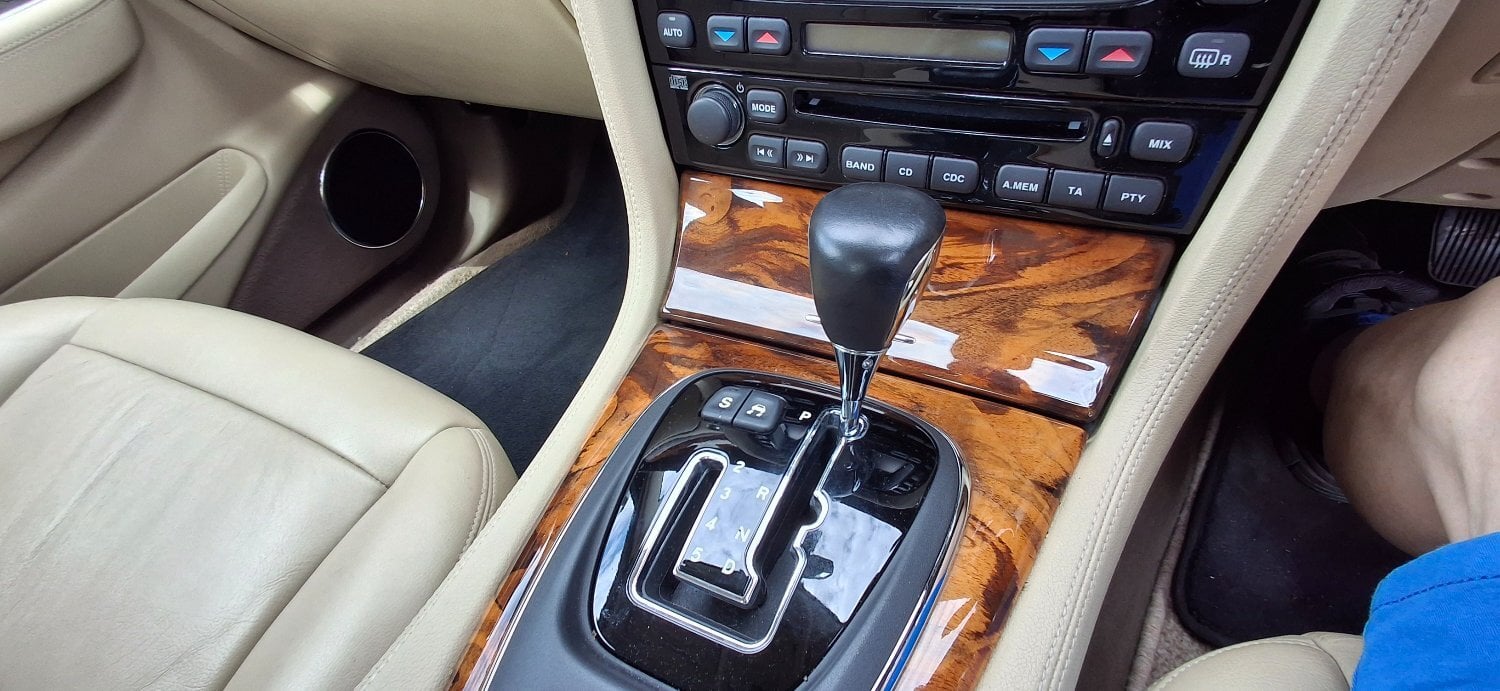 [ berth ]Jaguar XJ