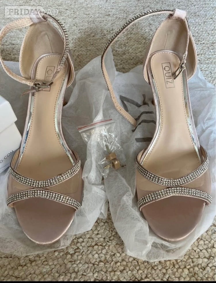 Quiz Champagne High Heels Size 4 - LIKE NEW