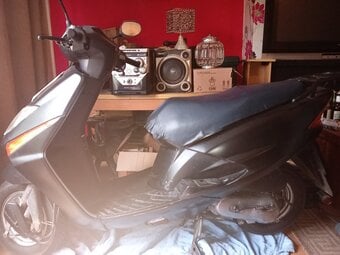 Honda lead scooter