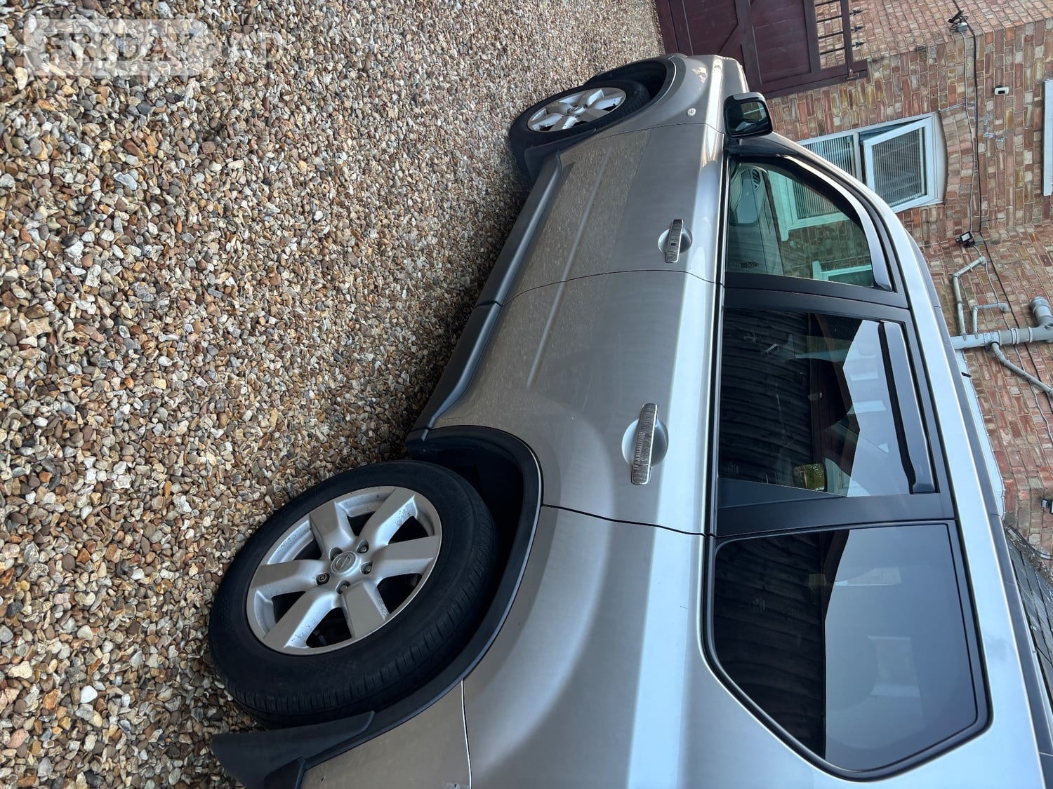 [ berth ]Nissan X-Trail