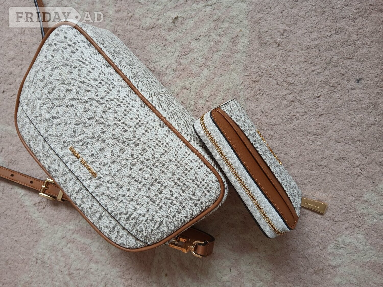 Mk sidebag and purse £190 Tunbridge wells  - Clothing, Footwear & Accessories