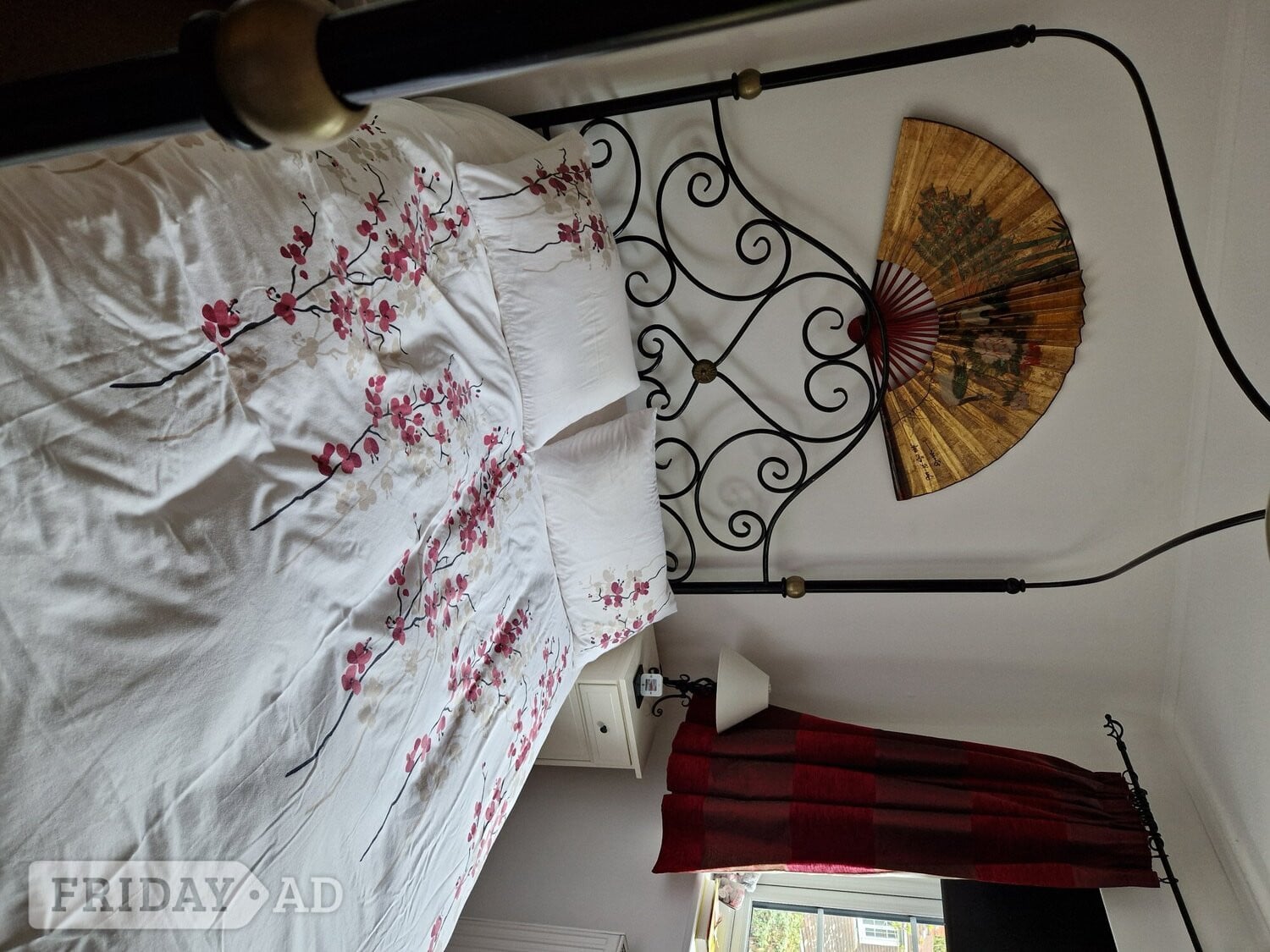 Unique 4 poster 5ft Bed in Wrought Iron in Crawley