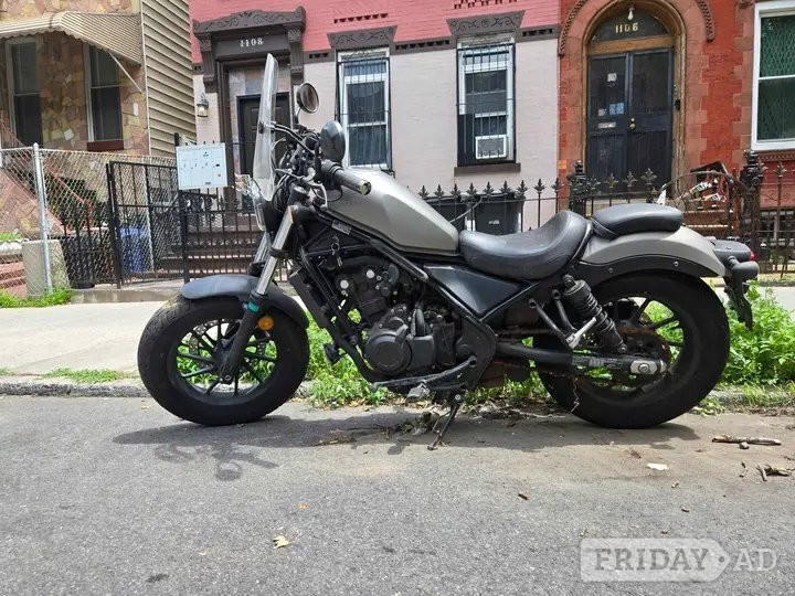 2020 Honda rebel  - Bicycles