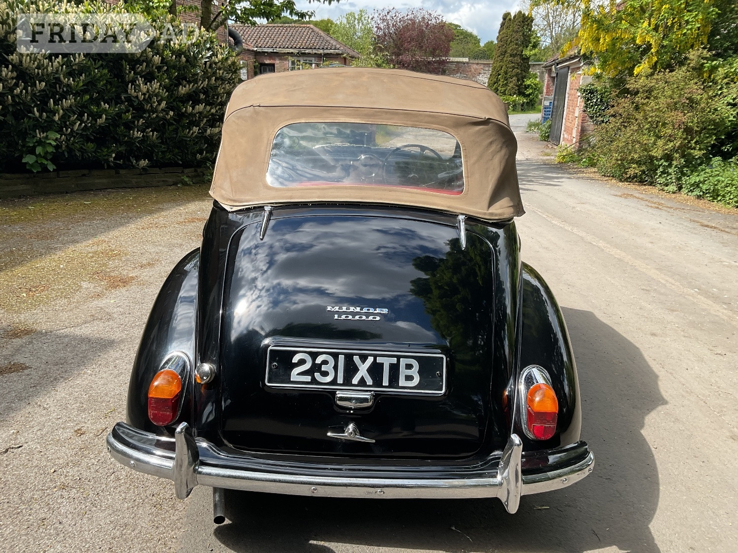 Morris Minor Convertible  - Cars in Hull