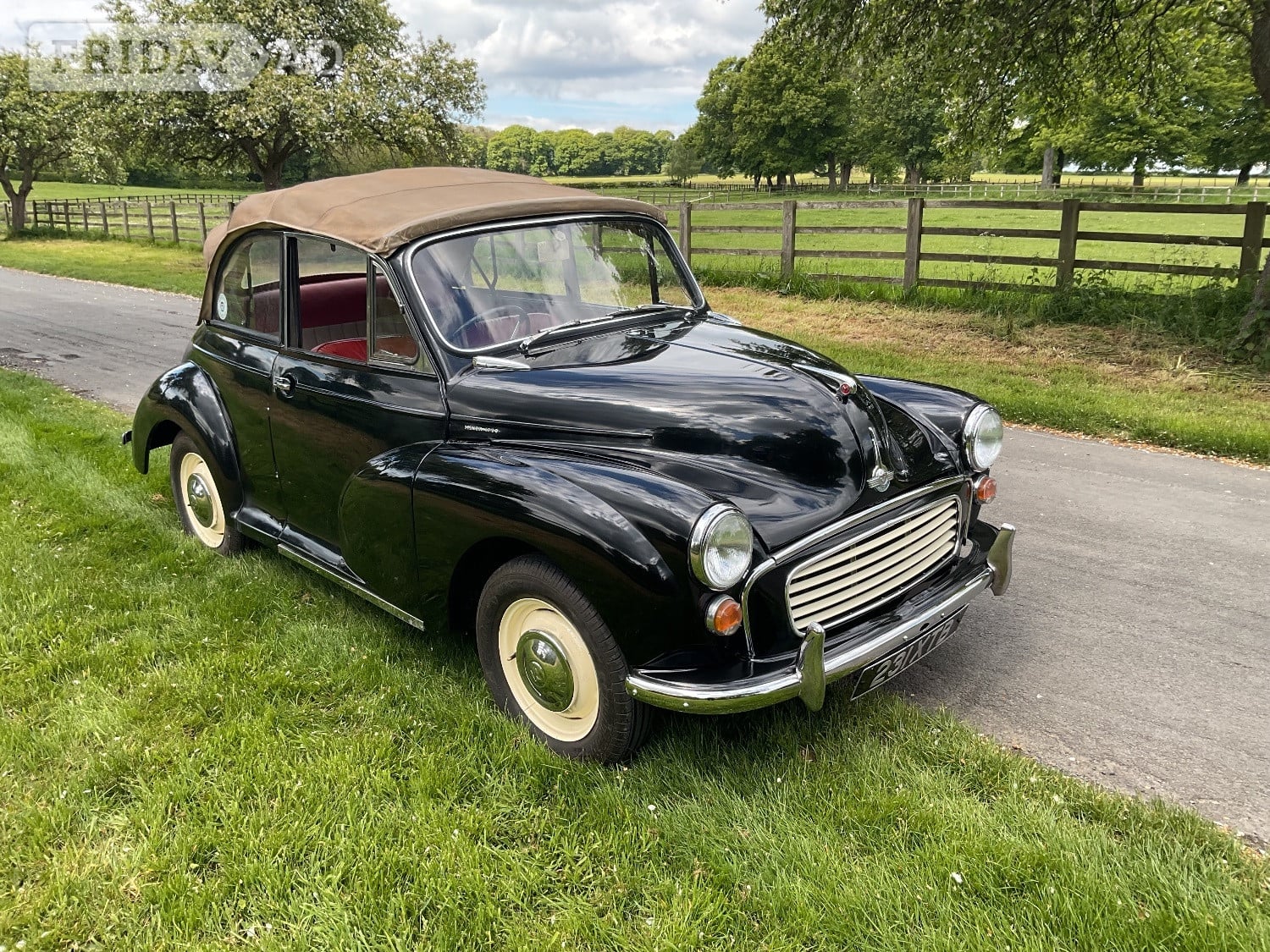 Morris Minor Convertible  - Cars