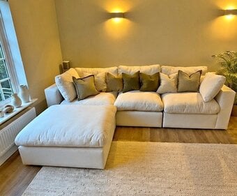 Corner Sofa| Beige\Cream 4x Seater curved corner sofa For Sale  