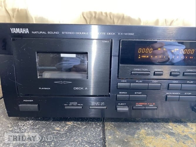 Yamaha KX-W392 hi-fi double cassette deck.