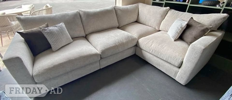 Beige/Cream Oak Furnitureland Malvern Corner Sofa – Modern Comfy  in London