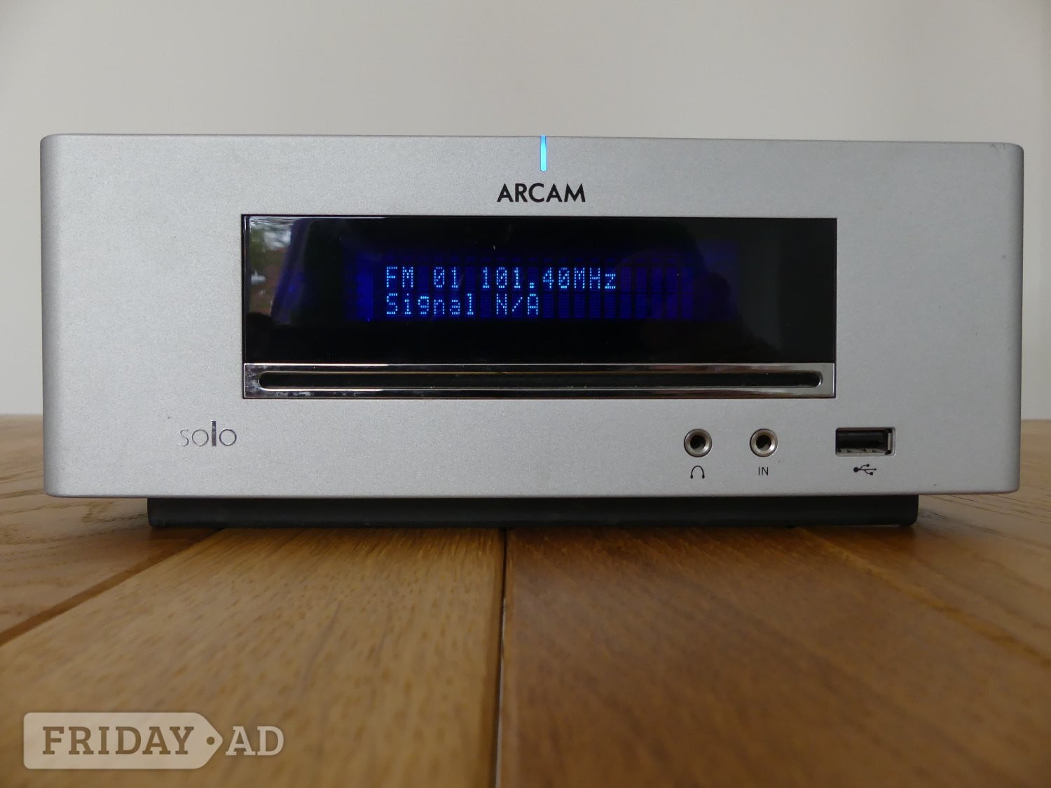 Arcam Solo Mini CD Player AM/FM/DAB Radio with KEF Q15 Speakers