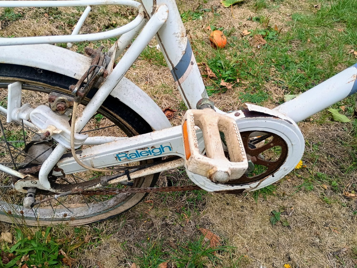 Polegate 1980's Vintage Raleigh Shopper for spares or restoration project