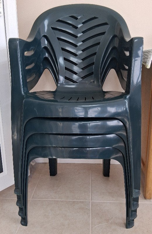 Plastic Table and 4 Chairs