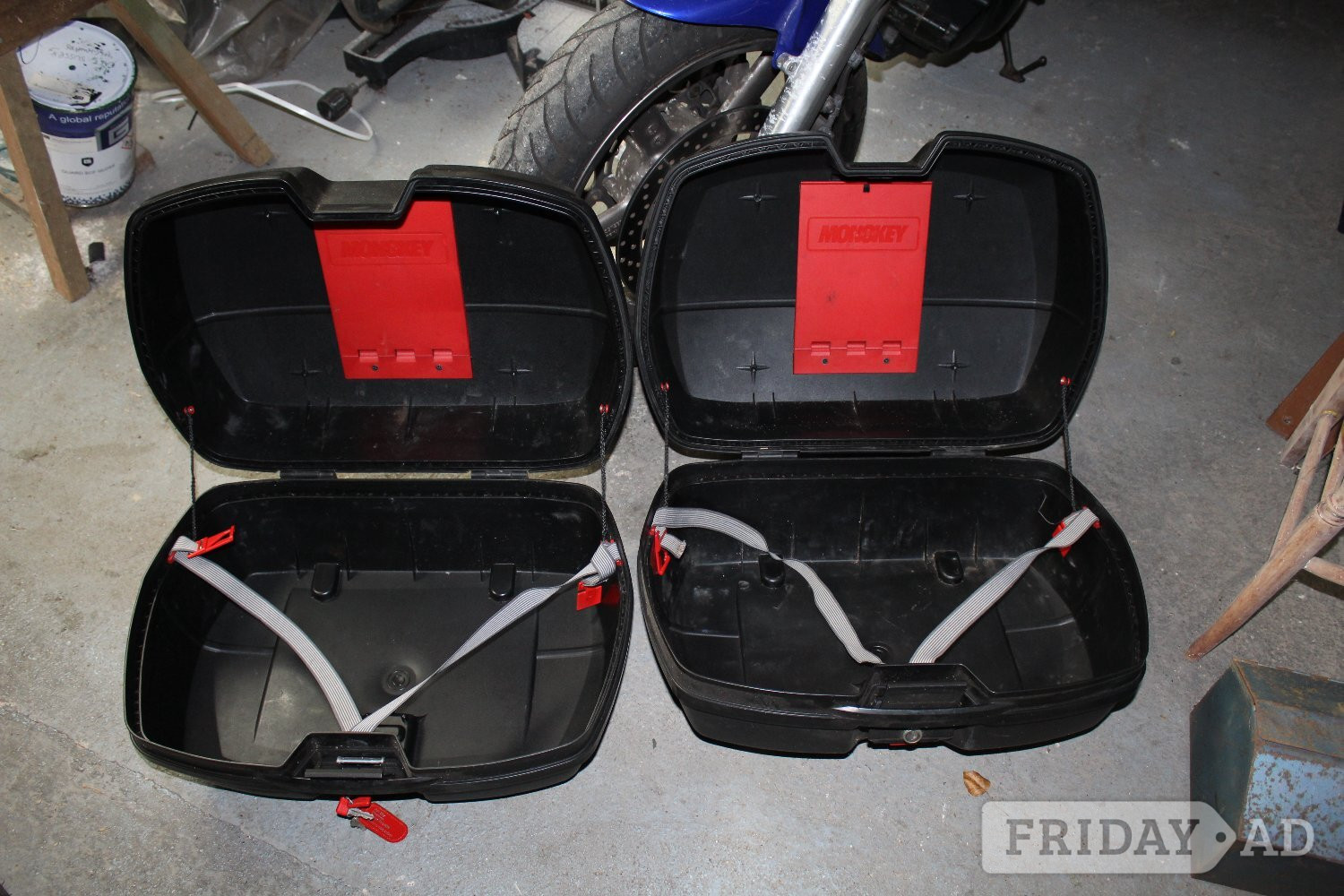 Seaford Givi monokey panniers