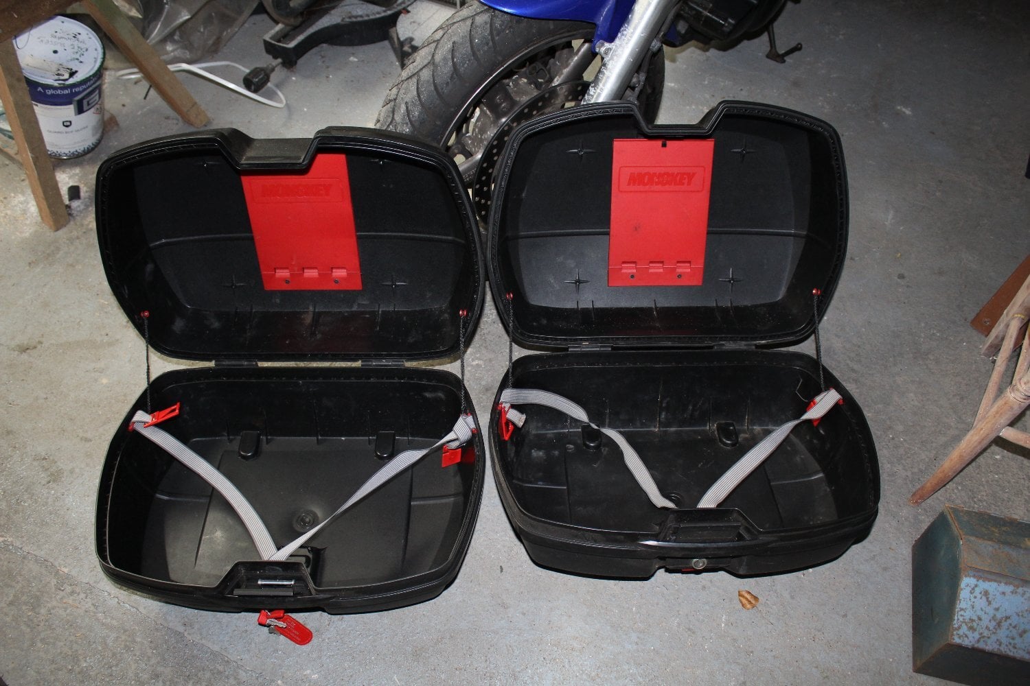 Seaford Givi monokey panniers