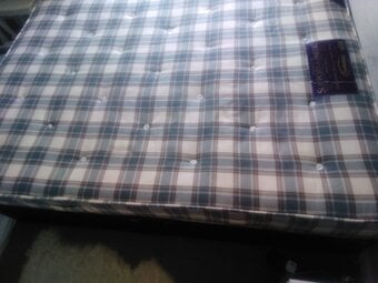 NESTLEDOWN PREMIER GOLD DOUBLE MATTRESS - TARTAN